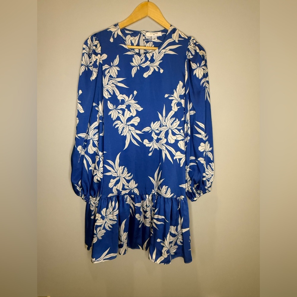 Alexis x Target Blue White Floral Mini Dress Shift Long Sleeve Size M‎ - Picture 2 of 7
